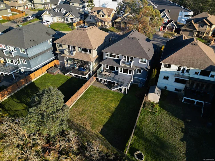 2506 Prospector Way, Langford, BC, V9B 0M3 - 36