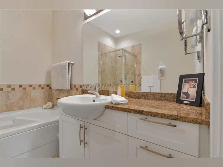 12-974 Sutcliffe Road, Saanich, BC, V8Y 1M8 - 31