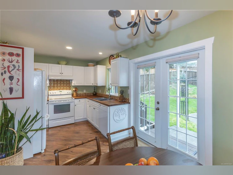 393 Candy Lane, Campbell River, BC, V9W 7Y8 - 12