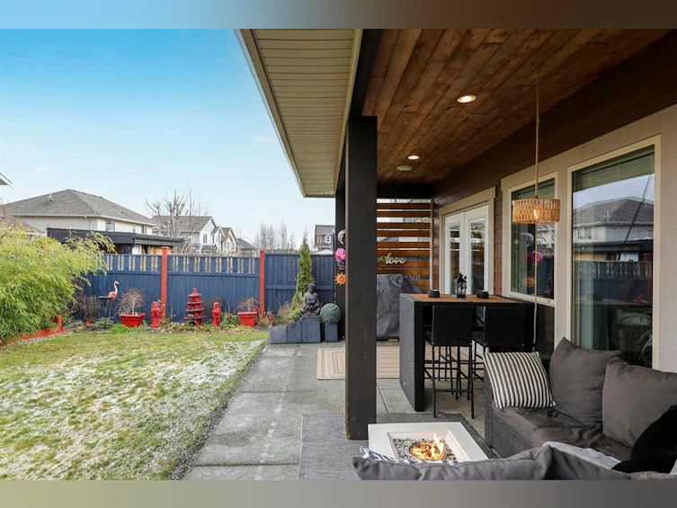 2664 Grizedale Avenue, Cumberland, BC, V0R 1S0 - 35