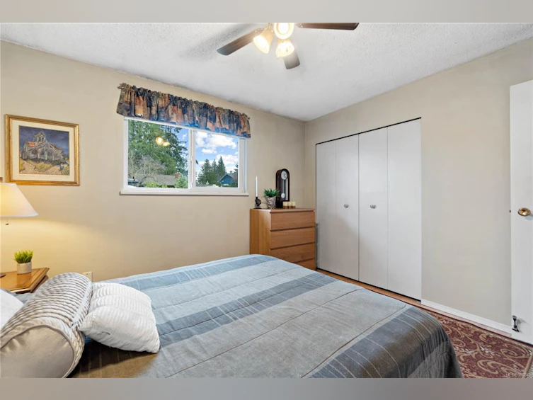 717 Nanoose Avenue, Parksville, BC, V9P 1E9 - 17
