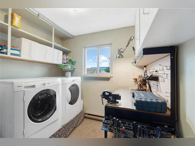 717 Nanoose Avenue, Parksville, BC, V9P 1E9 - 20