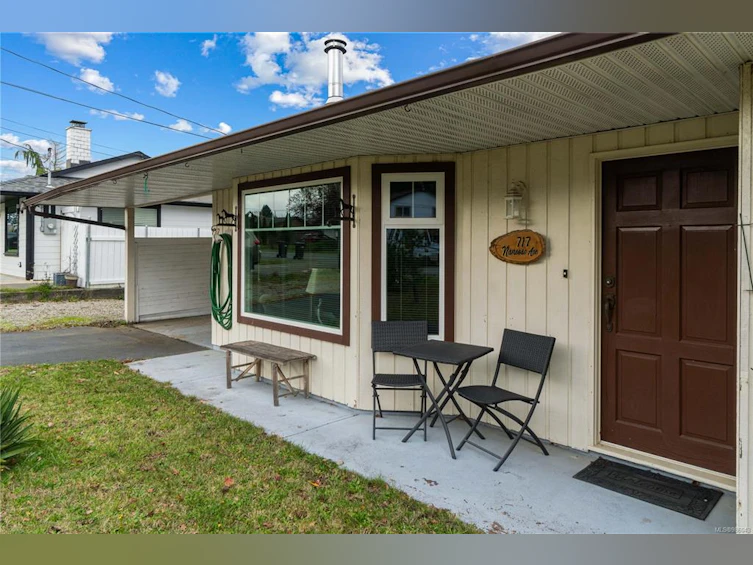 717 Nanoose Avenue, Parksville, BC, V9P 1E9 - 26