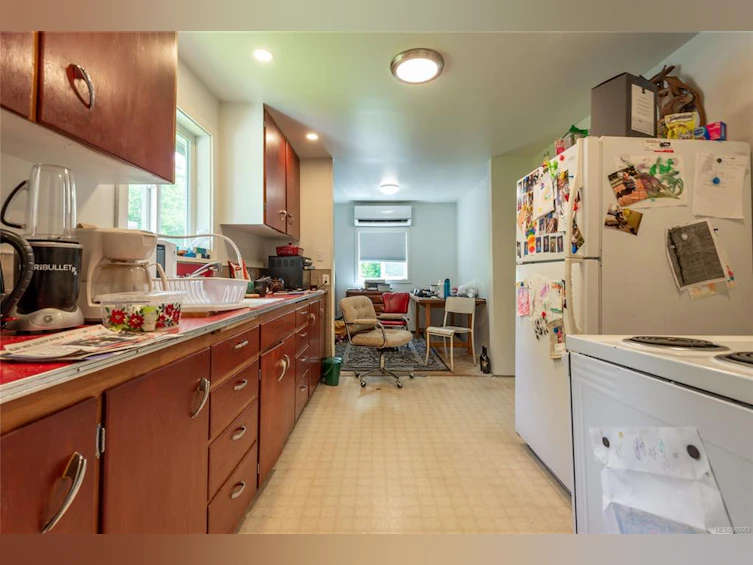 985 Maple Road, Campbell River, BC, V9W 3E9 - 5