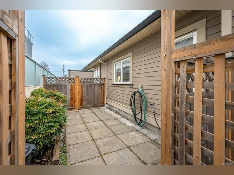 6-9625 Fifth Street, Sidney, BC, V8L 2W7 - 39