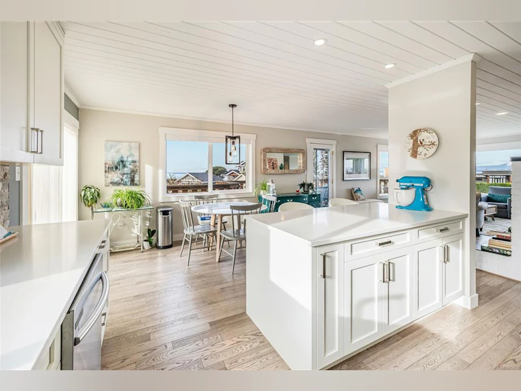 1566 Admiral Tryon Boulevard, French Creek, BC, V9P 1Y3 - 23