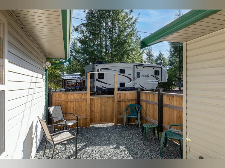1873 Galvin Place, Qualicum Beach, BC, V9K 2V3 - 32