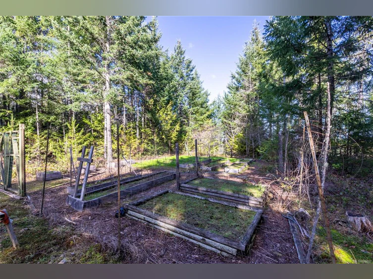 1873 Galvin Place, Qualicum Beach, BC, V9K 2V3 - 37