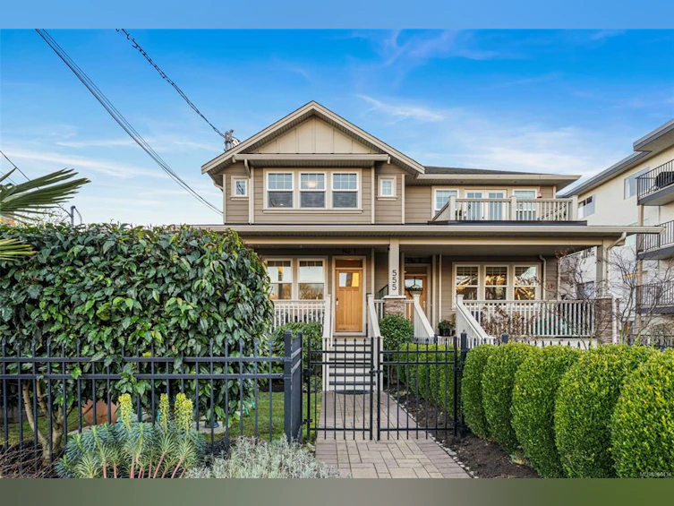 1-555 Niagara Street, Victoria, BC, V8V 1H2 - 2
