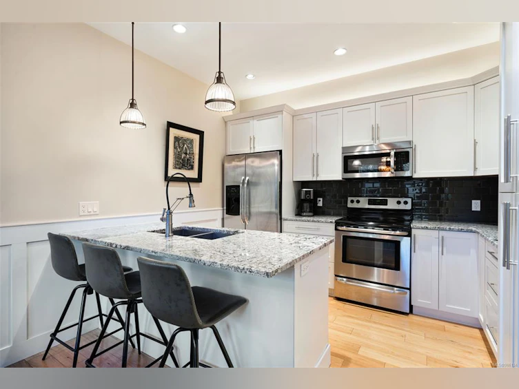 1-555 Niagara Street, Victoria, BC, V8V 1H2 - 23