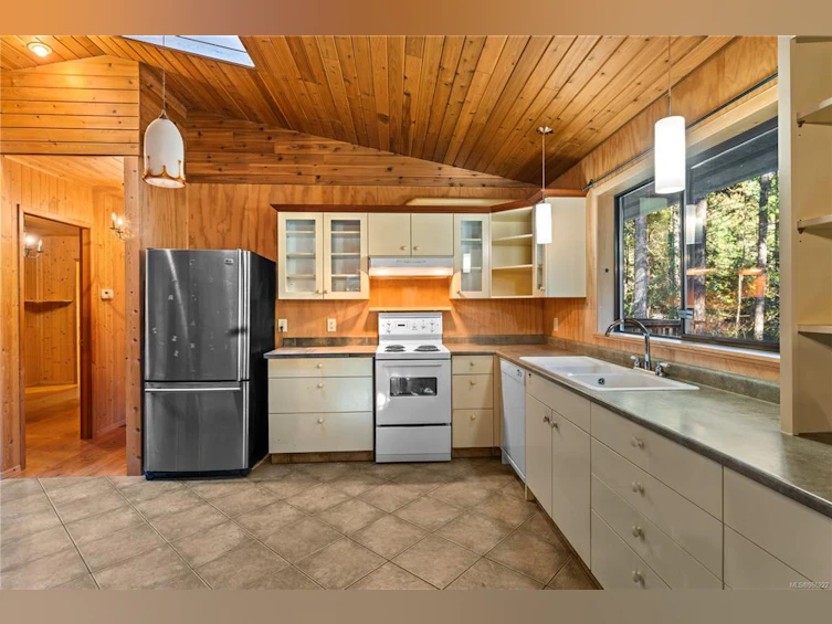 950 Carmen Crescent, Gabriola Island, BC, V0R 1X2 - 7