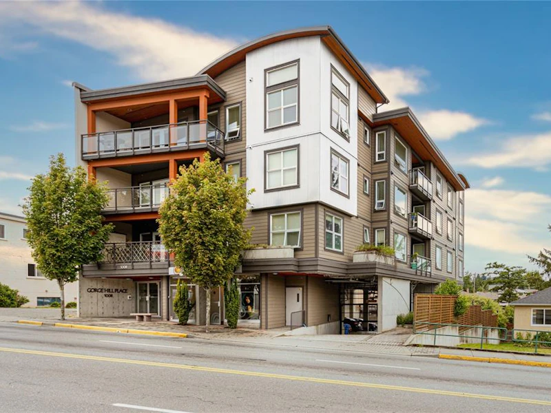 404 - 1008 Tillicum Road, Esquimalt BC V9A 1Z8