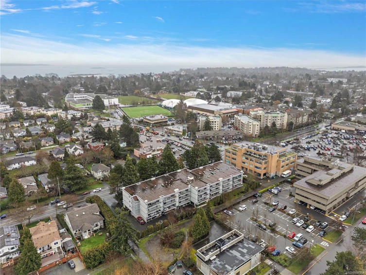 205-2022 Foul Bay Road, Oak Bay, BC, V8R 5A9 - 21