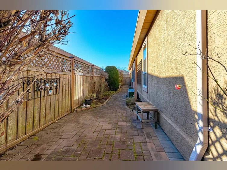 1110 Ormonde Road, Qualicum Beach, BC, V9K 2P2 - 45
