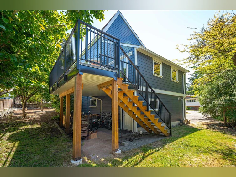 4020 Travis Place, Saanich, BC, V8X 4A8 - 42