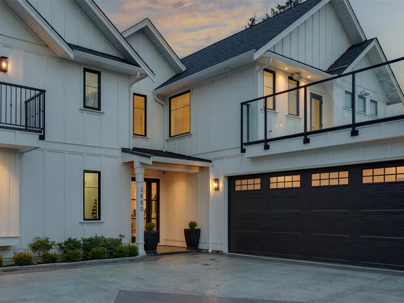 3880 Cadboro Bay Road, Saanich BC V8N 4G5