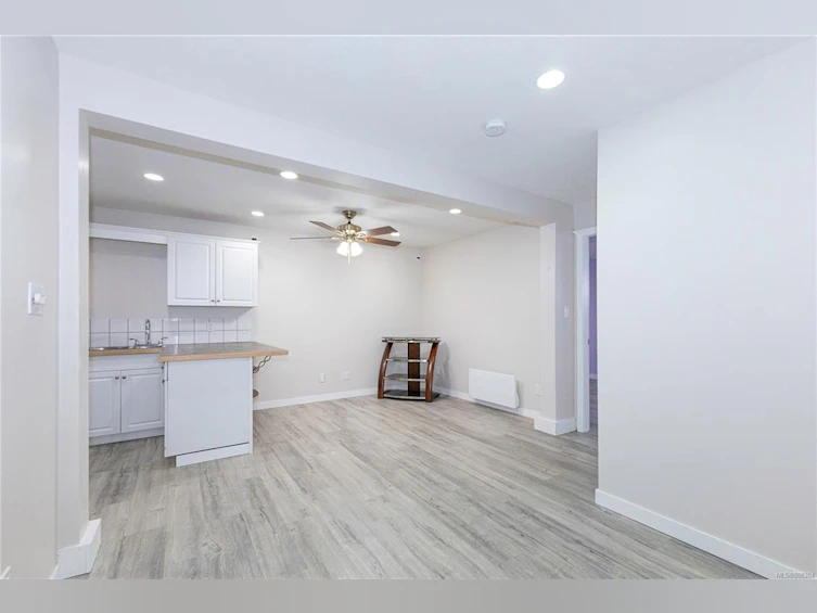 375 S Mcphedran Road, Campbell River, BC, V9W 6B2 - 35