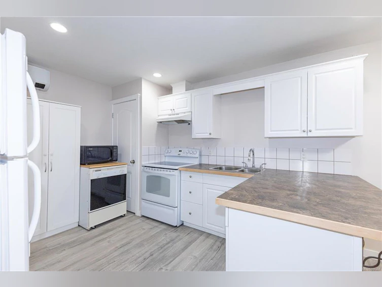 375 S Mcphedran Road, Campbell River, BC, V9W 6B2 - 36