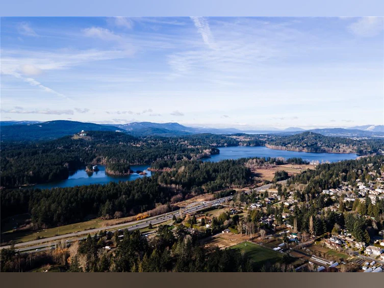 713 Bossi Place, Saanich, BC, V8Y 0A1 - 18