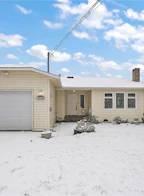 7960 Lochside Drive