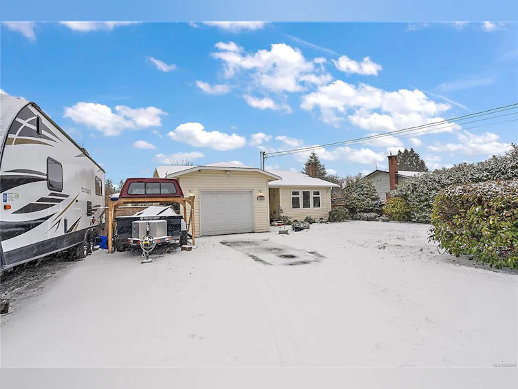 7960 Lochside Drive, Central Saanich, BC, V8M 1V6 - 22