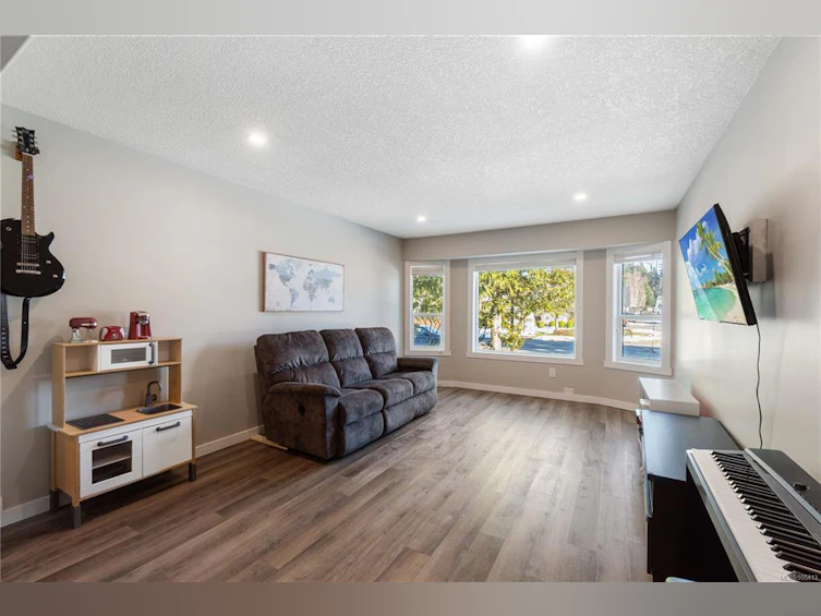 675 Foster Drive, Parksville, BC, V9P 1A8 - 25