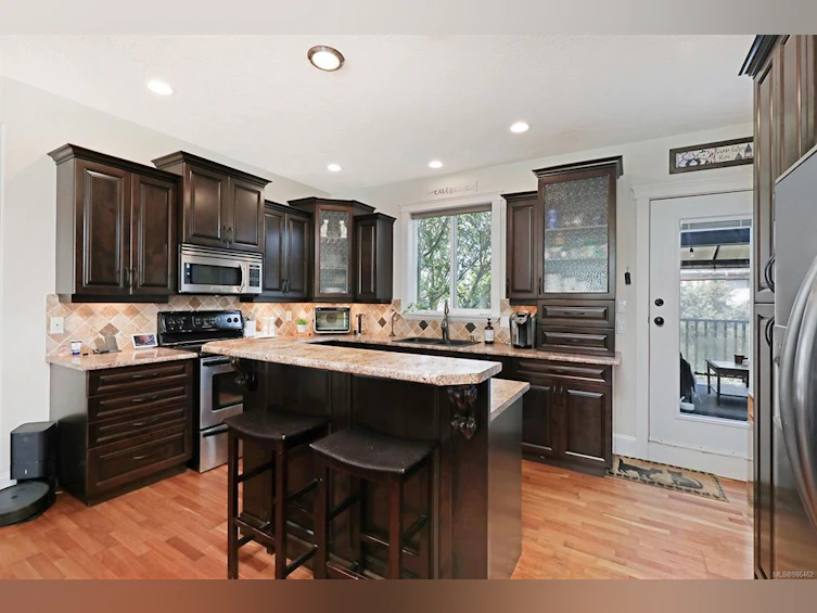 685 Lancaster Way, Comox, BC, V9M 4J3 - 7
