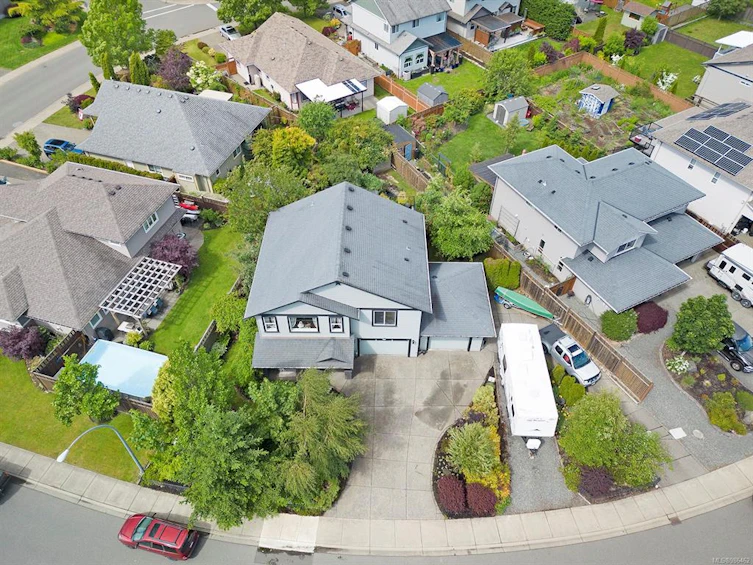 685 Lancaster Way, Comox, BC, V9M 4J3 - 44