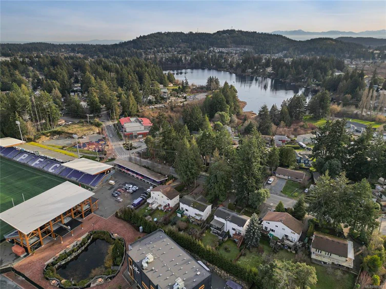 3030 Glen Lake Road, Langford, BC, V9B 4B4 - 43