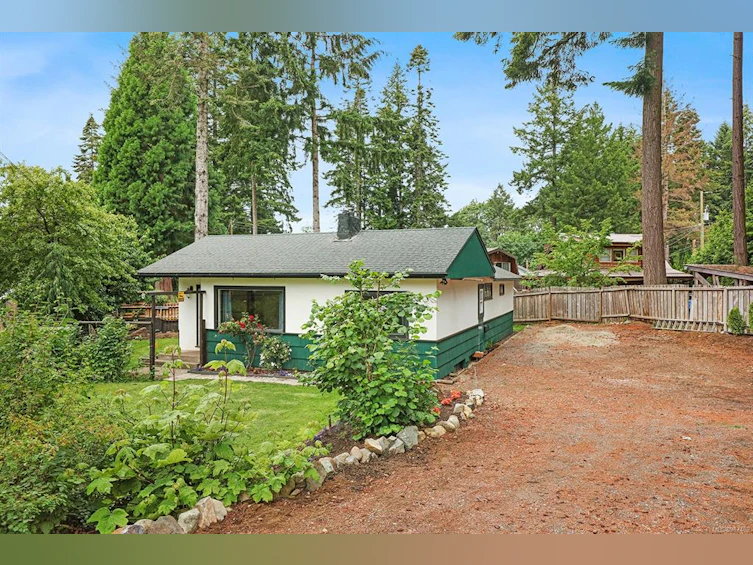 1568 E 10th Street, Courtenay, BC, V9N 7Z2 - 14
