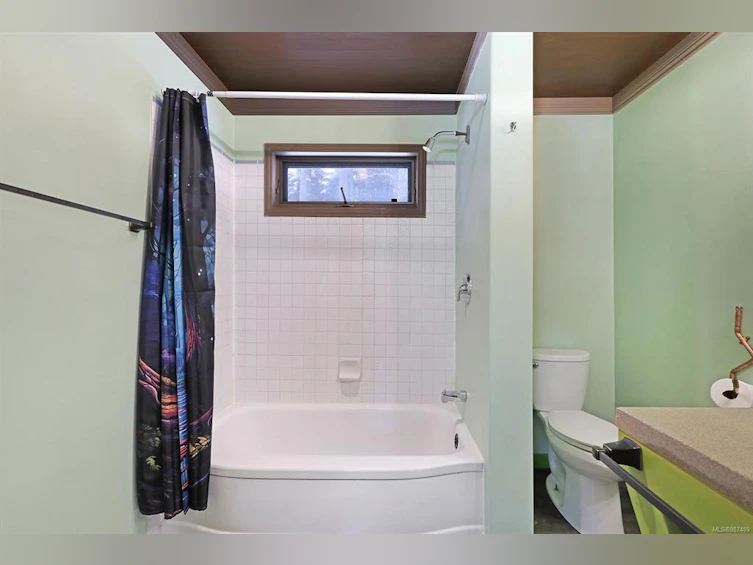 1568 E 10th Street, Courtenay, BC, V9N 7Z2 - 27