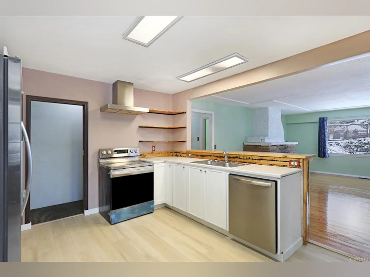 1568 E 10th Street, Courtenay, BC, V9N 7Z2 - 33