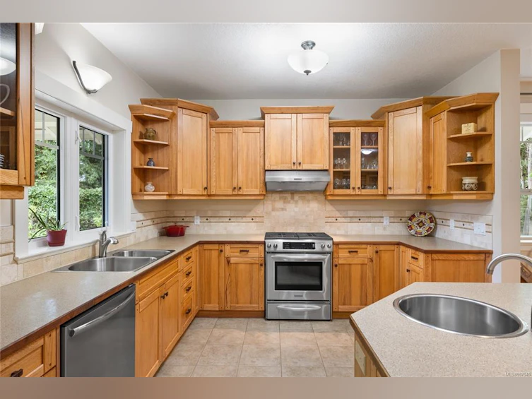 544 Hemsworth Road, Qualicum Beach, BC, V9K 1B8 - 13