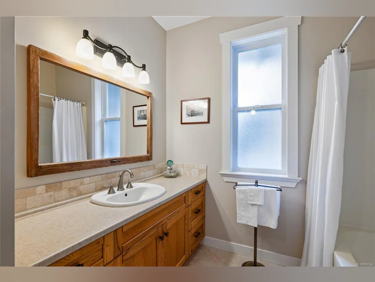 544 Hemsworth Road, Qualicum Beach, BC, V9K 1B8 - 22