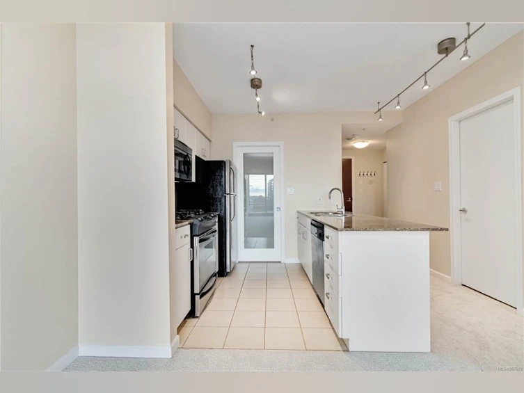 612-160 Wilson Street, Victoria, BC, V9A 7P9 - 11