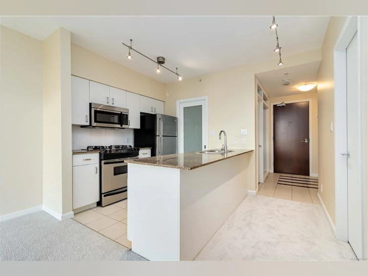 612-160 Wilson Street, Victoria, BC, V9A 7P9 - 12