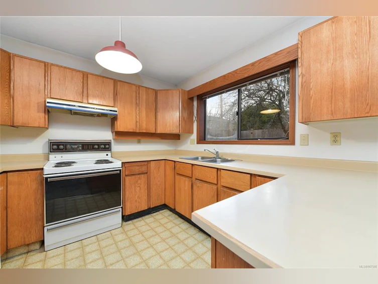 1280 Hampshire Road, Oak Bay, BC, V8S 4T2 - 6