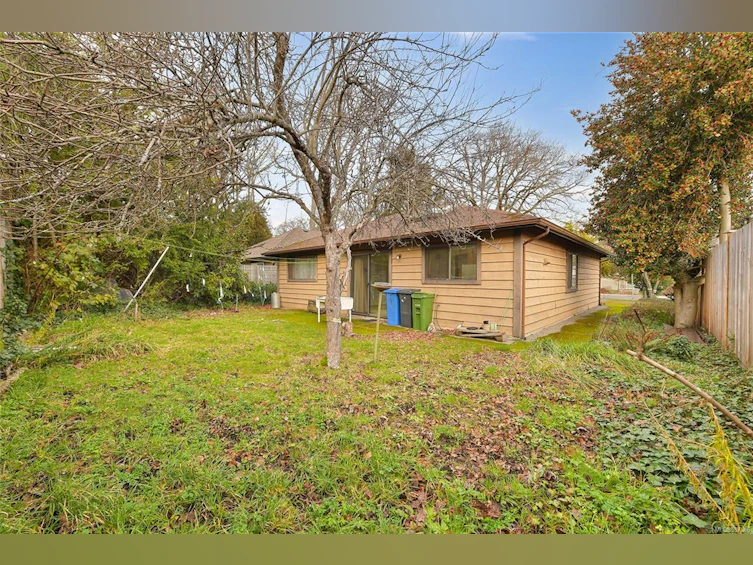 1280 Hampshire Road, Oak Bay, BC, V8S 4T2 - 25