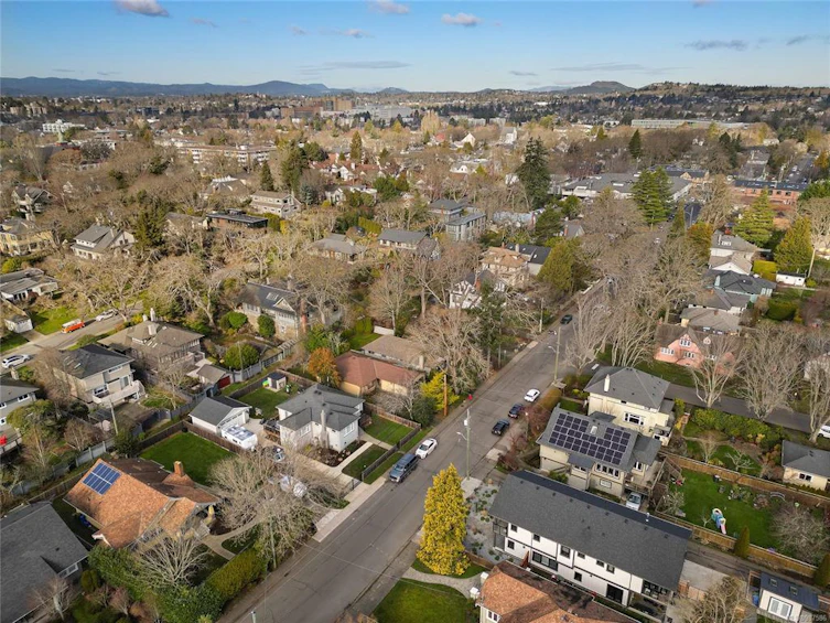 1280 Hampshire Road, Oak Bay, BC, V8S 4T2 - 34