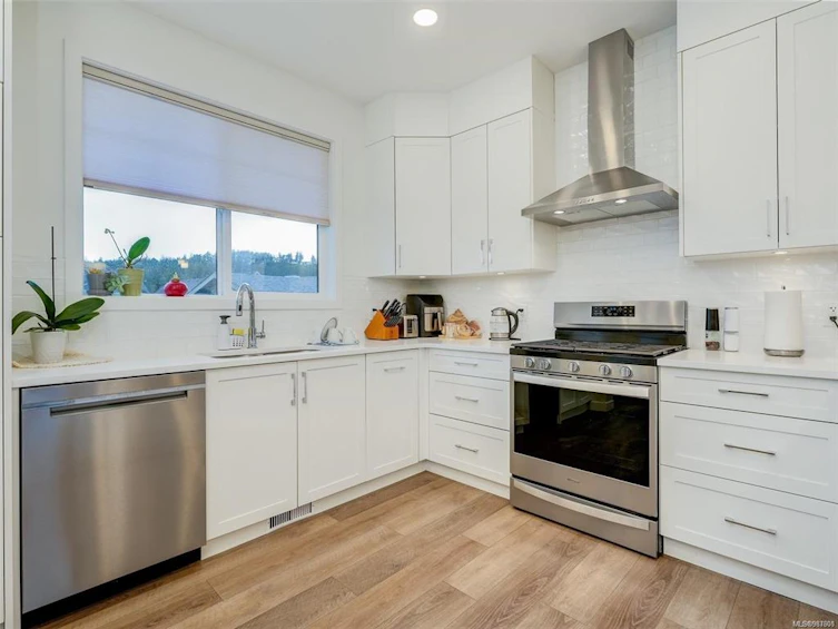 260 Caspian Drive, Colwood, BC, V9C 1Y8 - 7