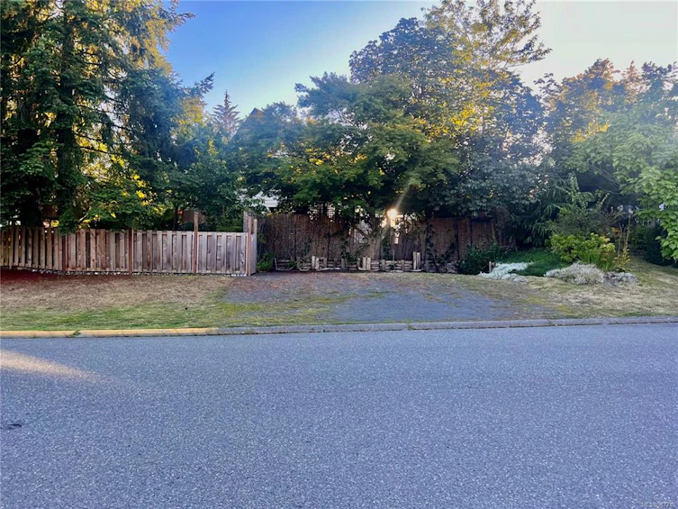614 Springbok Road, Campbell River, BC, V9W 7C2 - 36