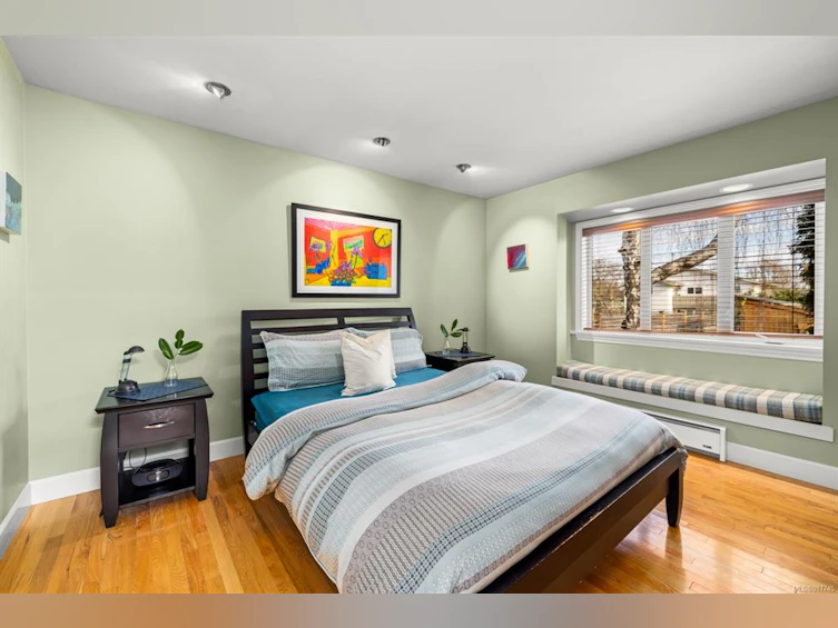 1023 Falkland Road, Oak Bay, BC, V8X 2S9 - 12