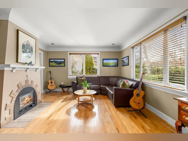 1023 Falkland Road, Oak Bay, BC, V8X 2S9 - 18