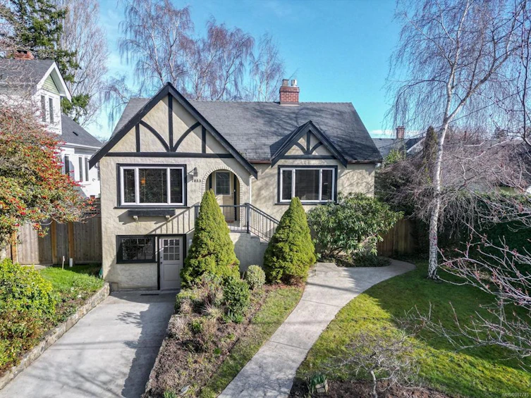 1023 Falkland Road, Oak Bay, BC, V8X 2S9 - 23
