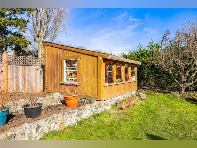 1023 Falkland Road, Oak Bay, BC, V8X 2S9 - 34