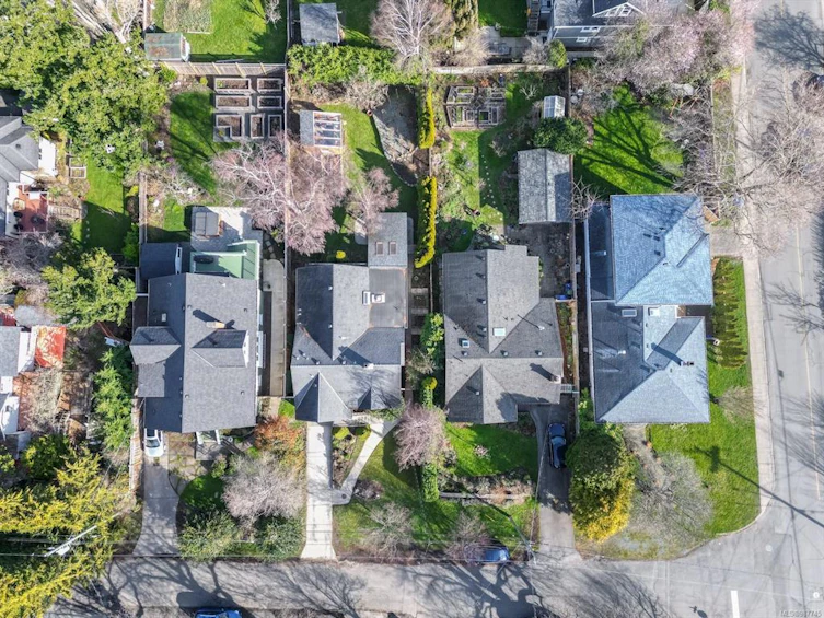 1023 Falkland Road, Oak Bay, BC, V8X 2S9 - 42