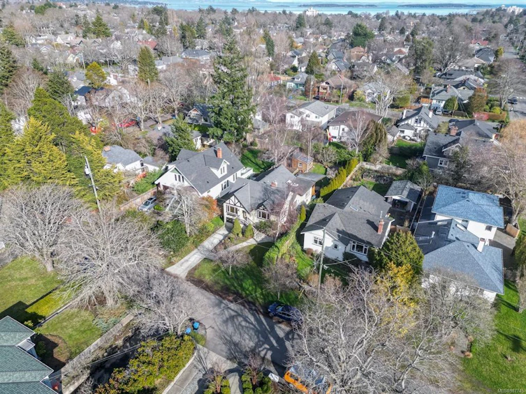 1023 Falkland Road, Oak Bay, BC, V8X 2S9 - 43
