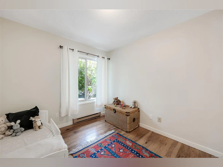 4312 Shelbourne Street, Saanich, BC, V8N 3G3 - 26
