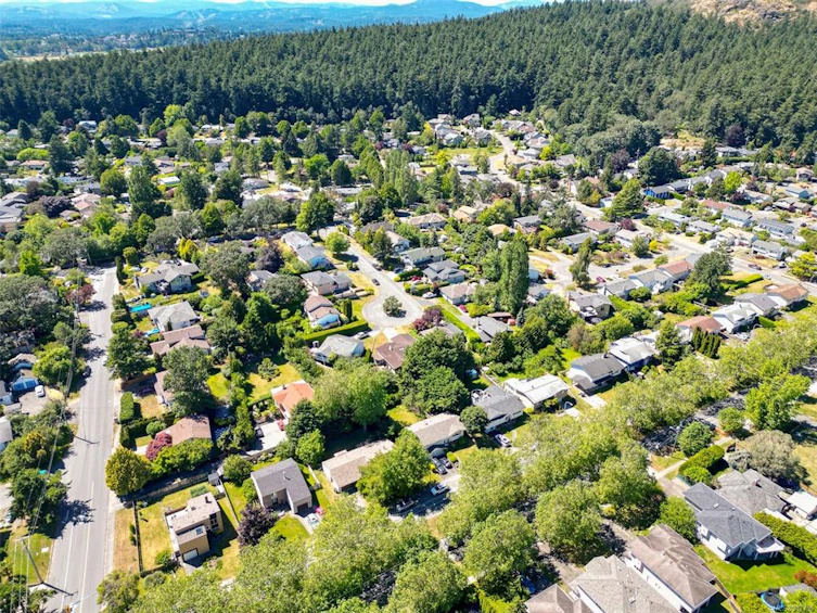 4312 Shelbourne Street, Saanich, BC, V8N 3G3 - 46