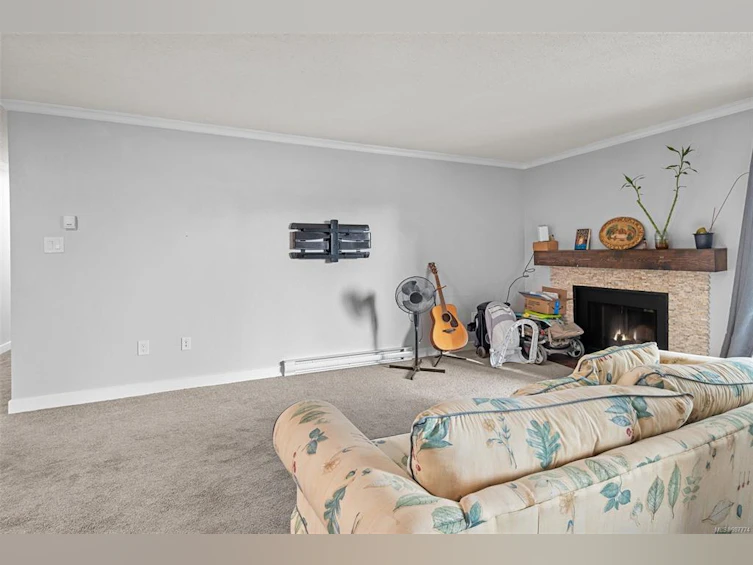 409-75 W Gorge Road, Saanich, BC, V9A 7A9 - 6